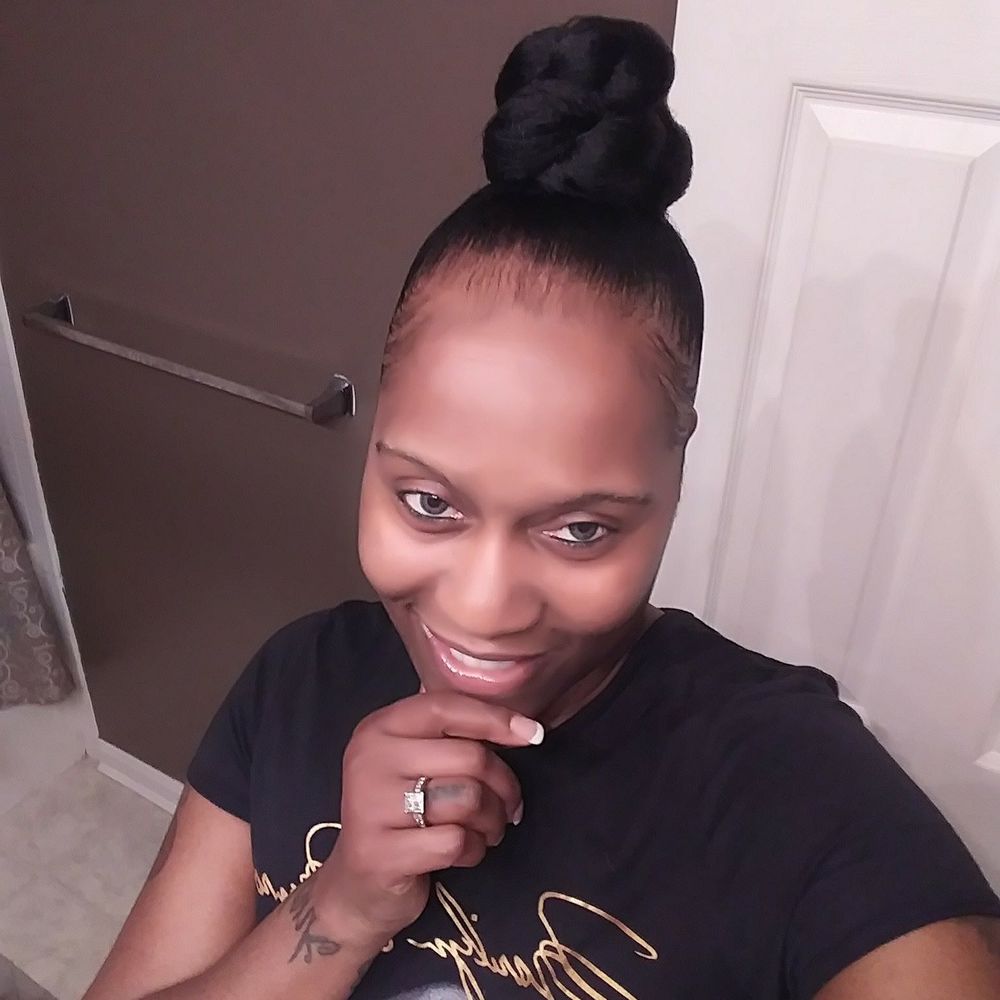 Meet your Posher, Candice